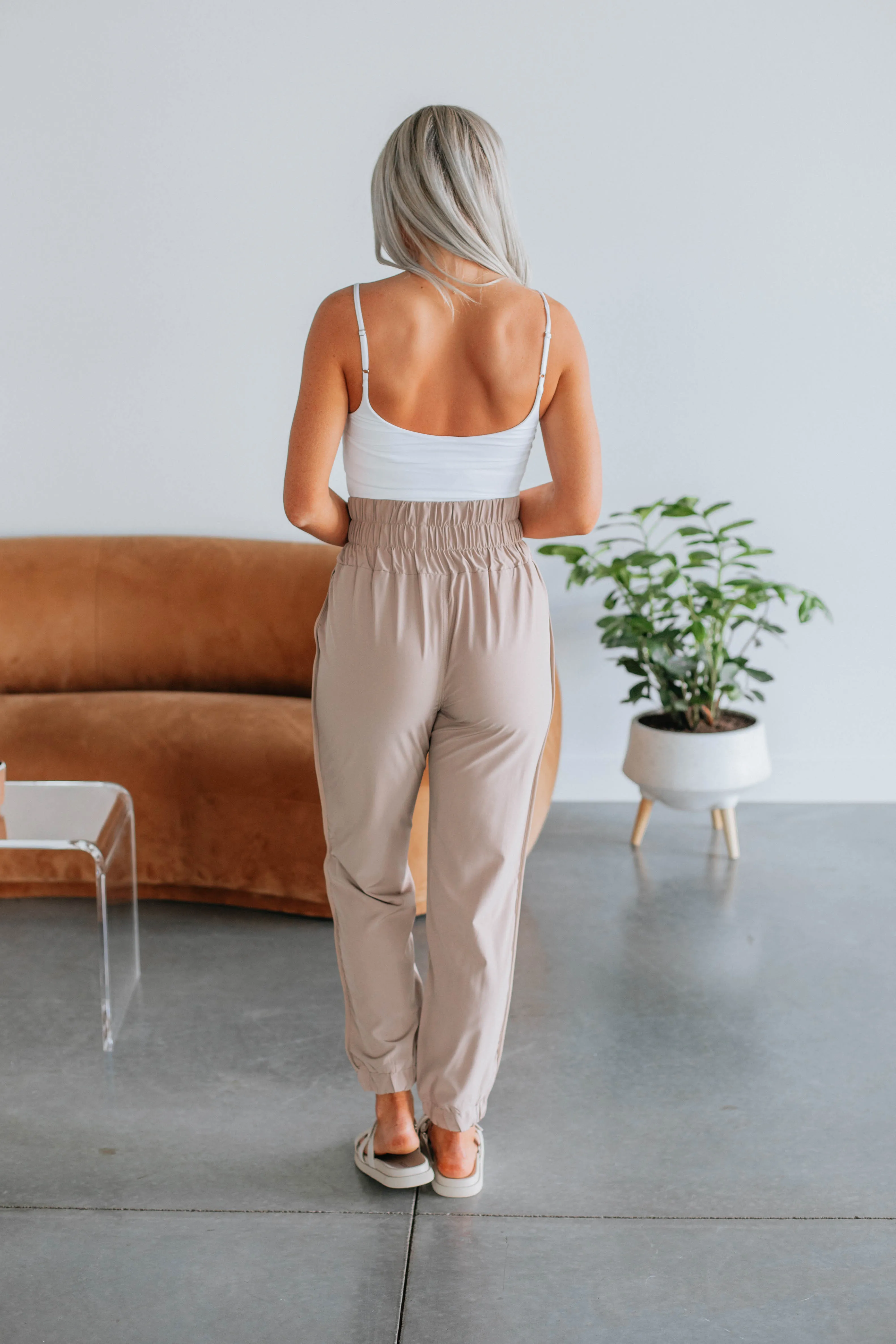 Amira Joggers - Taupe