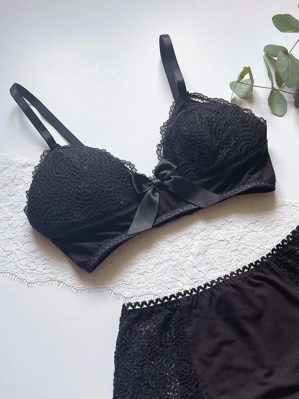 Ava Black Organic Bamboo Moulded Cup Bra