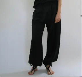 BLACK SILK JOGGING PANTS