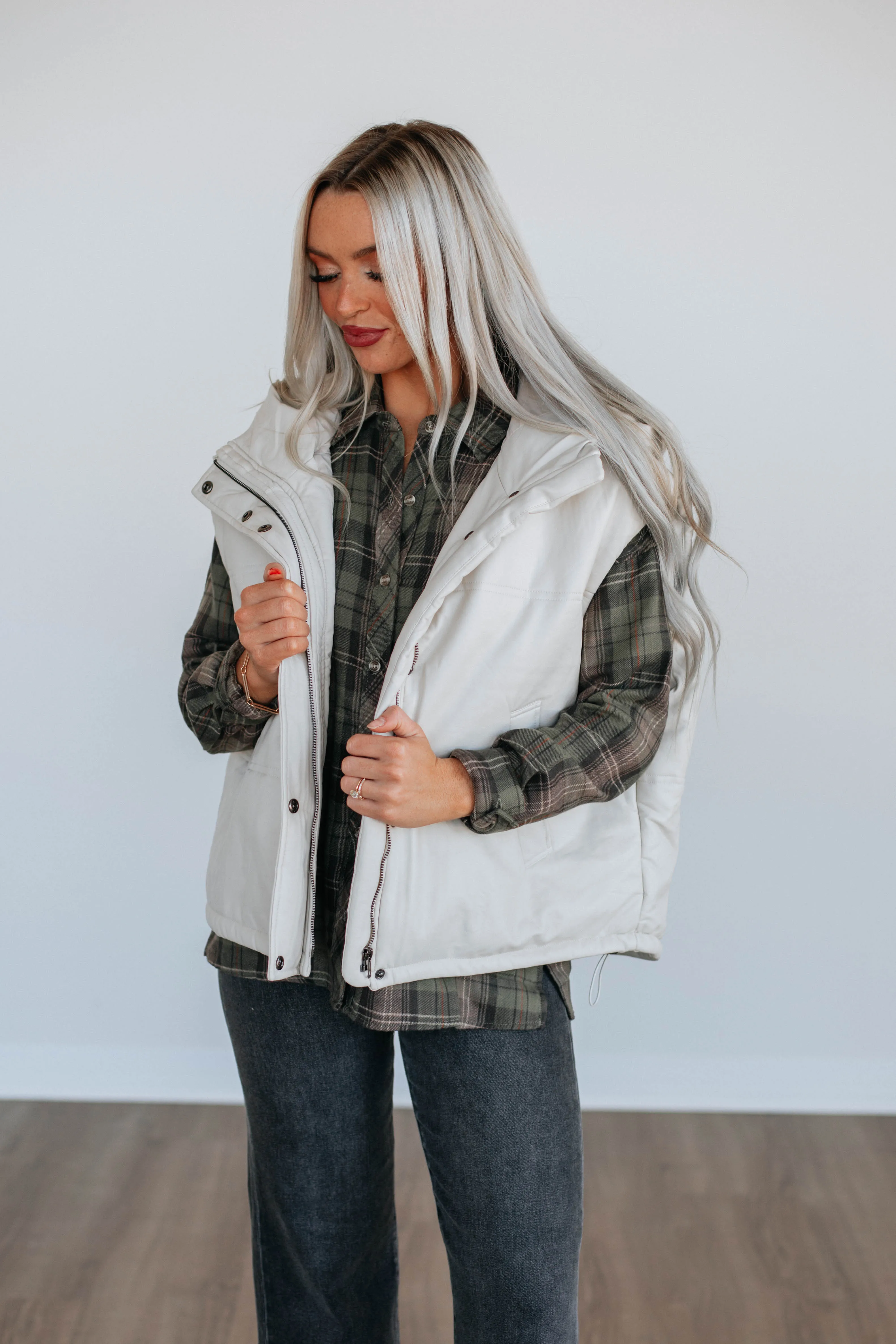 Shayne Puffer Vest - Natural