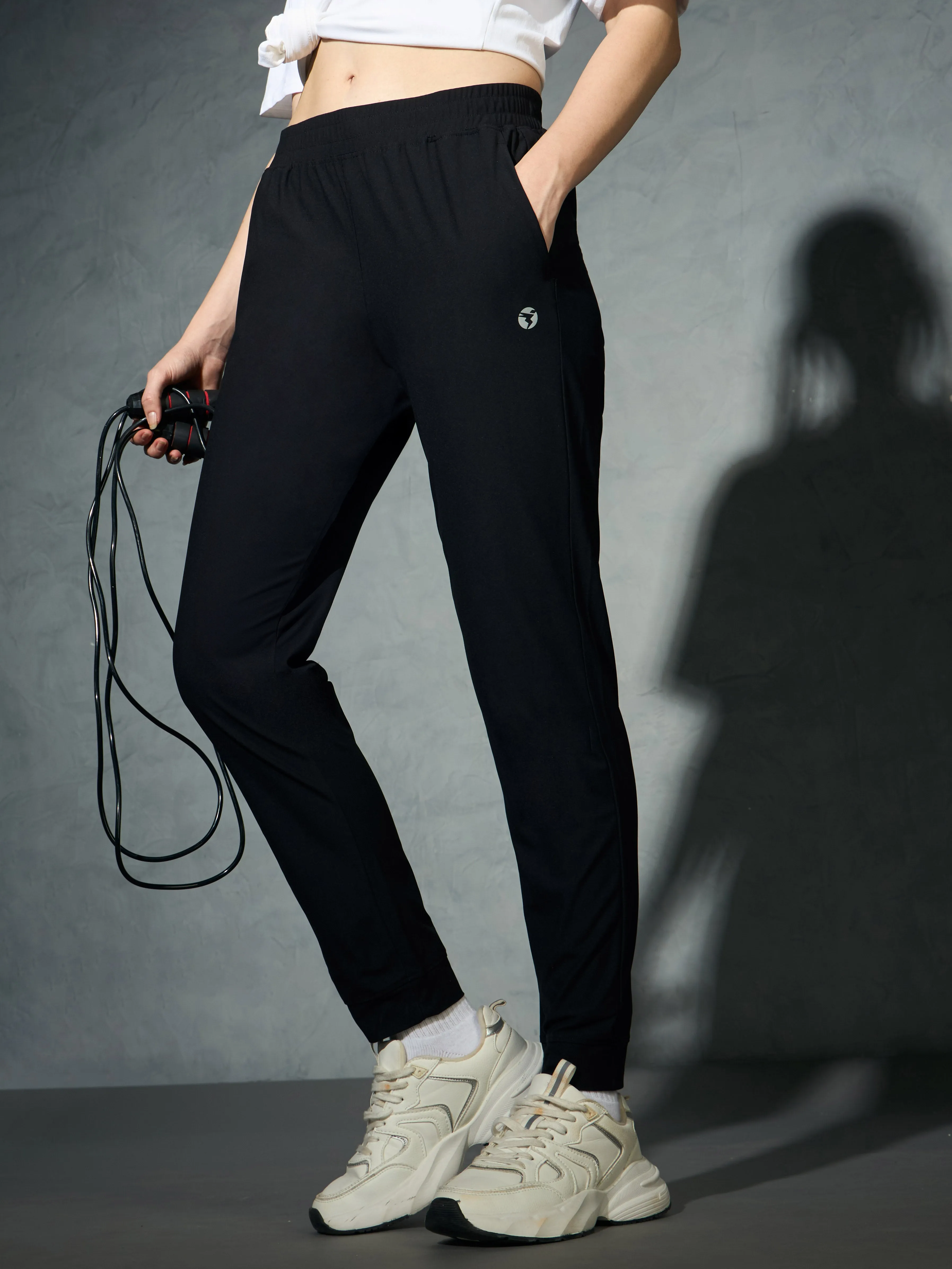 Women Solid Slim Fit Joggers with DURACOOL 